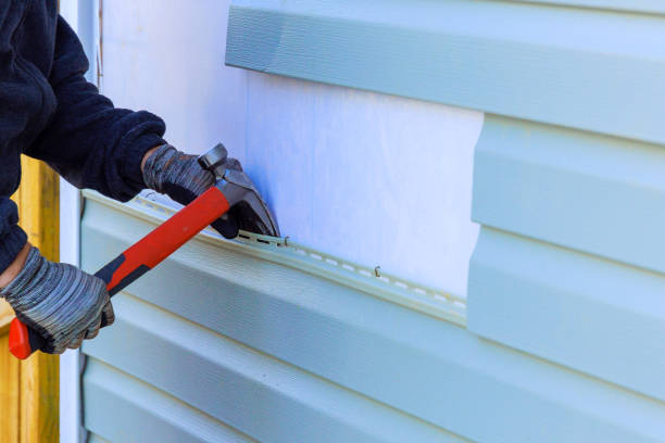 Reliable Emergency Siding Repair contractor in Weston, MA by Squared Siding